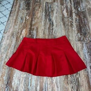 Woman’s Red Pleated Mini Skirt Size 2XL